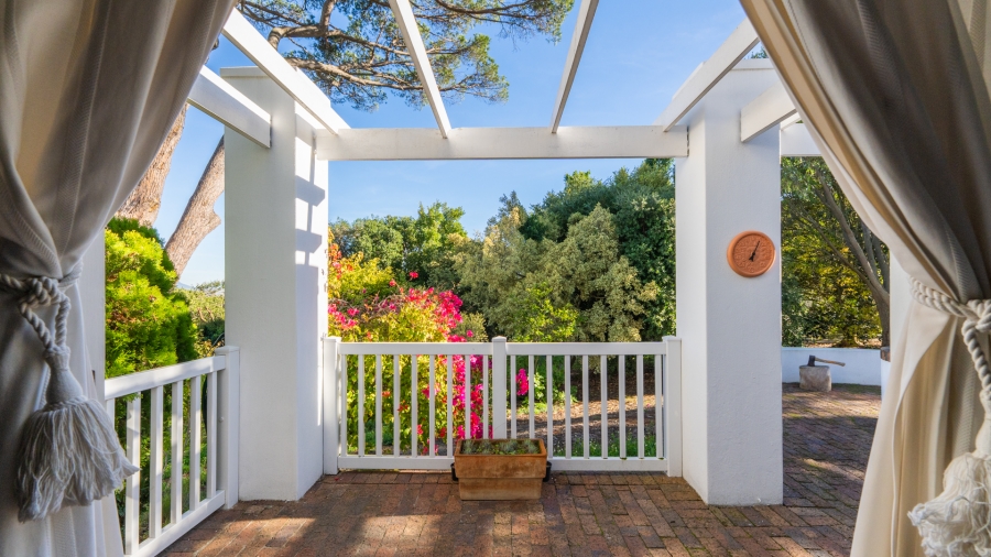 3 Bedroom Property for Sale in Zevenwacht Farm Village Western Cape